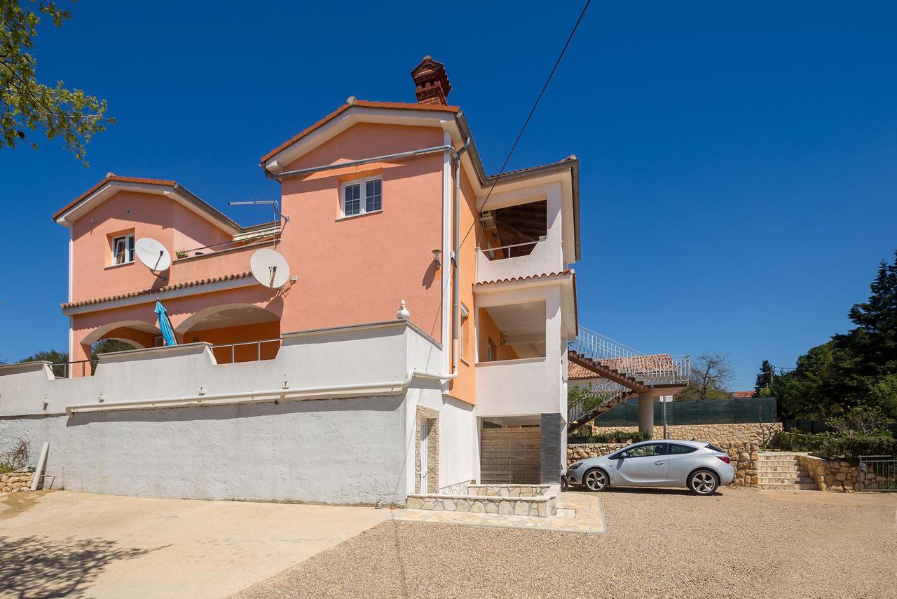 Apartments Jenny Пинезичи Экстерьер фото