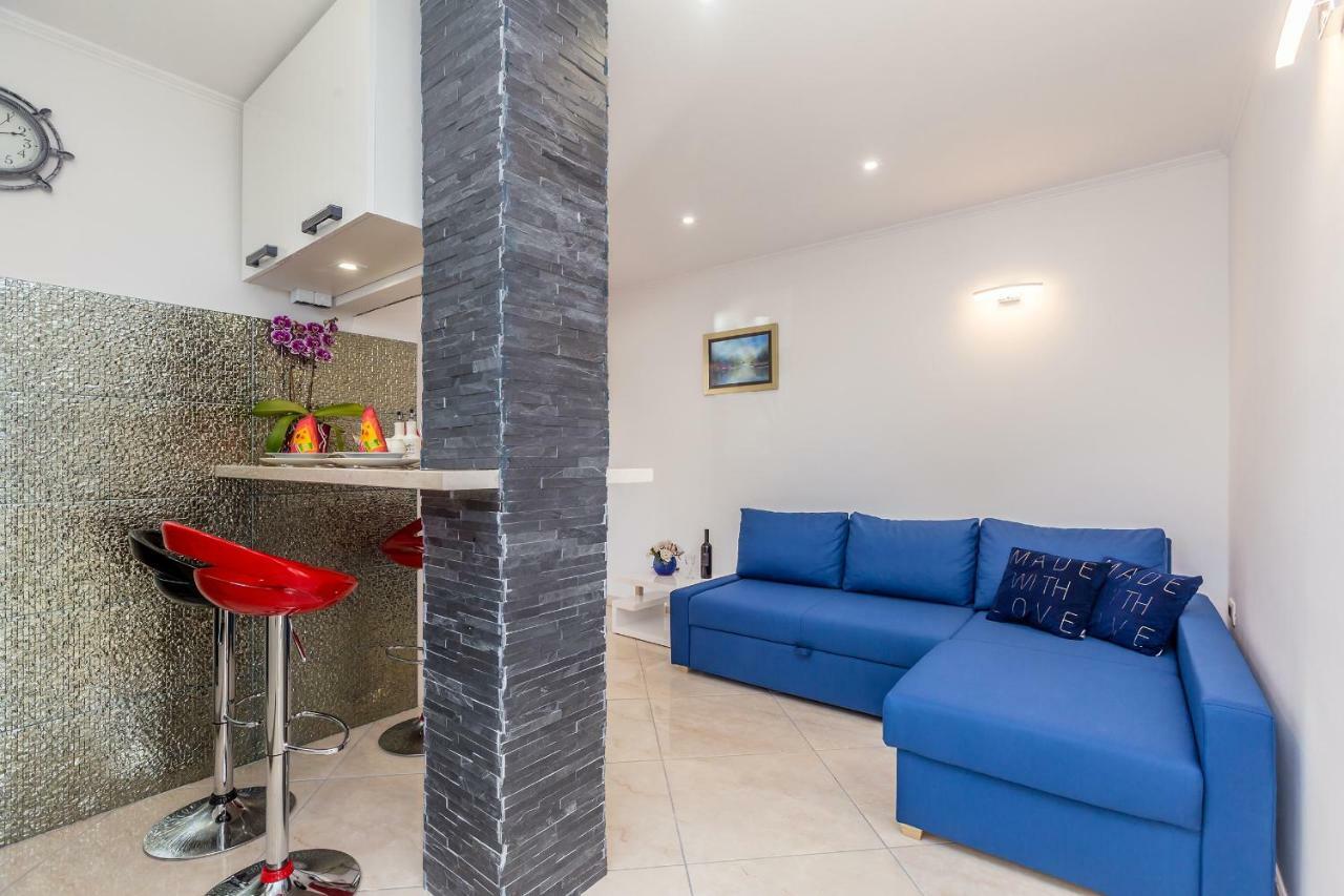 Apartments Jenny Пинезичи Экстерьер фото